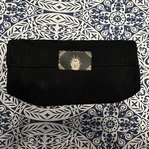 Vintage 1930’s Black Clutch with Silver Accent and magnetic closure